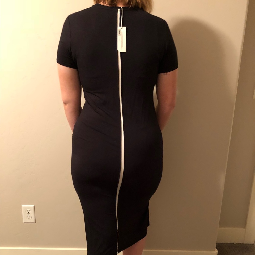 NWT Tavik body con black midi dress